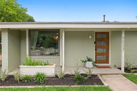 7523 Meadowview Ln, Austin, TX 78752