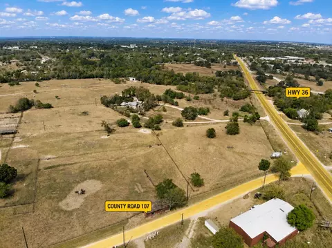 185 County Road 107, Caldwell, TX 77836