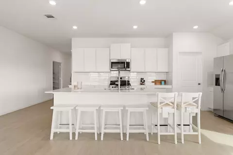 Kitchen - 1612 Devine Lake Bnd, Leander, TX 78641 photo 2 of 6