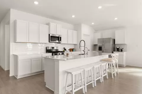 Kitchen - 1612 Devine Lake Bnd, Leander, TX 78641 photo 1 of 6