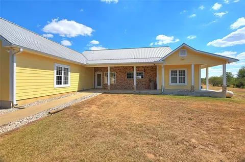 1133 Fm 20, Cedar Creek, TX 78612