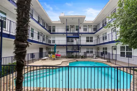 Exterior - 923 E 41st St #101, Austin, TX 78751 photo 4 of 4