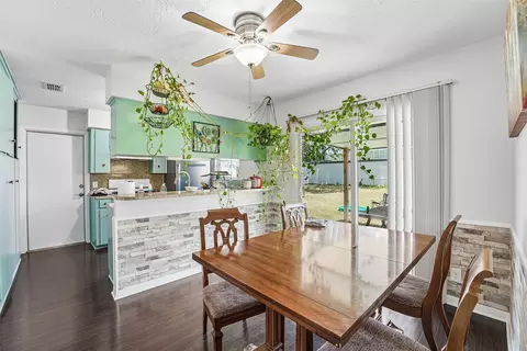 1106 Chesapeake Dr, Austin, TX 78758
