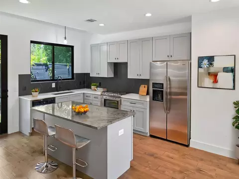 2100 Prather Ln #2, Austin, TX 78704