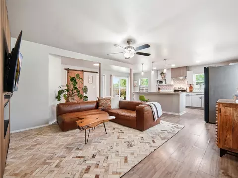 Living - 700 9th St, Blanco, TX 78606 photo 1 of 4