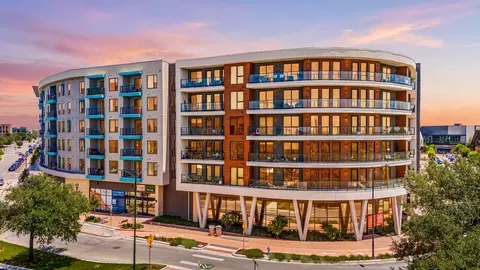 1701 Simond Ave #612, Austin, TX 78723