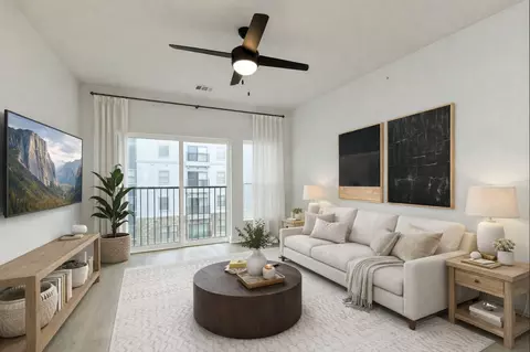 2500 Longview St #518, Austin, TX 78705