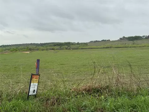 109 Black Ankle Rd, Lockhart, TX 78644