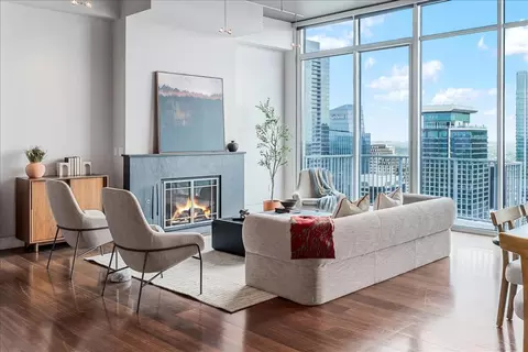 360 Nueces St #4305, Austin, TX 78701