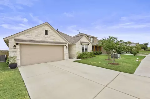 1012 S San Marcos St, Manor, TX 78653
