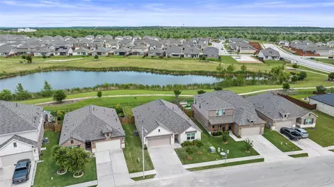 1012 S San Marcos St, Manor, TX 78653