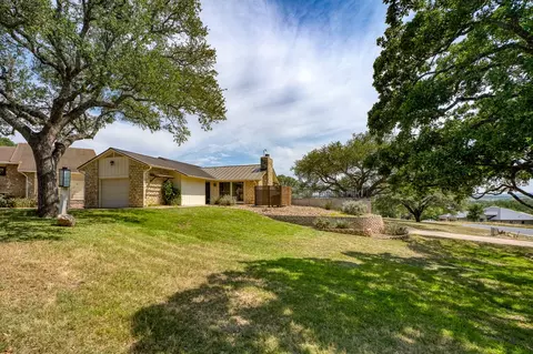 305 Onyx Dr, Horseshoe Bay, TX 78657