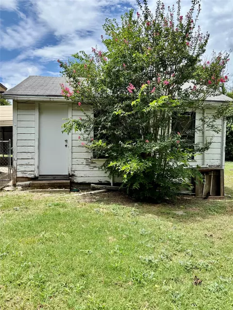 Other - 415 E 7th St, Taylor, TX 76574 photo 3 of 3