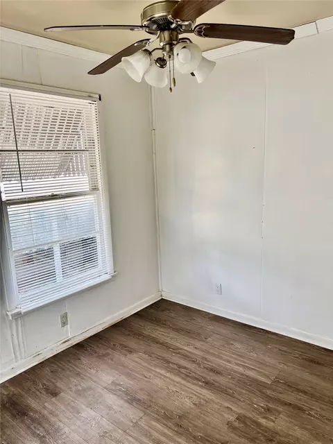 Other - 415 E 7th St, Taylor, TX 76574 photo 2 of 3