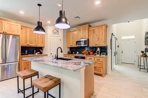 175 Goshen Dr, Dripping Springs, TX 78620