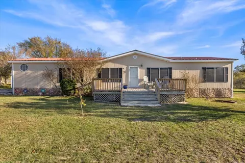 145 Angelia Dr, Cedar Creek, TX 78612