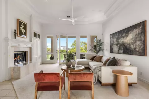 2305 Barton Creek Blvd #25, Austin, TX 78735