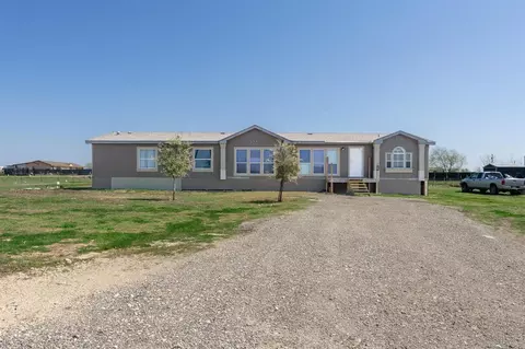 103 Cloudberry Ln, Elgin, TX 78621