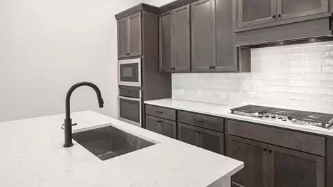 Kitchen - 126 Basket Flower Loop, Kyle, TX 78640 photo 2 of 4
