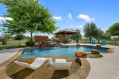 328 Apache Pass, Hutto, TX 78634