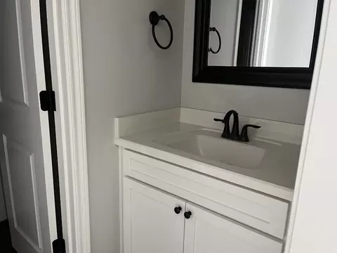 Bath - 153 Citation Dr, Jarrell, TX 76537 photo 5 of 5