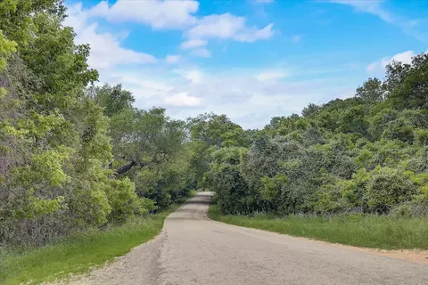 736 E Riverside Dr, Bastrop, TX 78602 photo 20