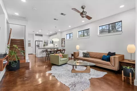 115 Havana St #A, Austin, TX 78704