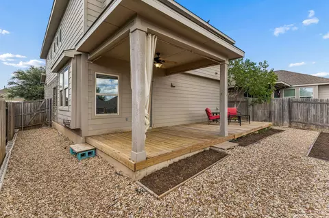 Exterior - 689 Nautical Loop, Kyle, TX 78640 photo 7 of 10