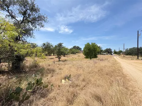 387 Rosehill Dr, Granite Shoals, TX 78654