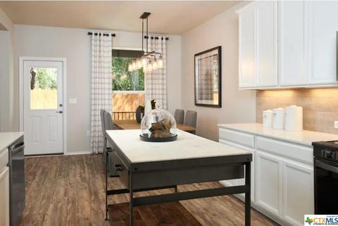 101 Ibis Falls Loop, Jarrell, TX 76537 photo 9