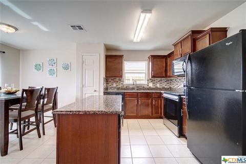 121 J E Brown Ln, Jarrell, TX 76537 photo 8