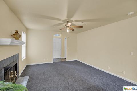 200 Sunshadow Dr, Lockhart, TX 78644 photo 6