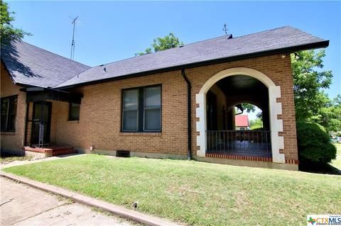 1420 N 5th St, Temple, TX 76501 photo 5
