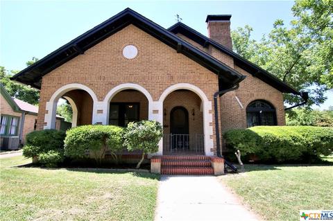 1420 N 5th St, Temple, TX 76501 photo 2