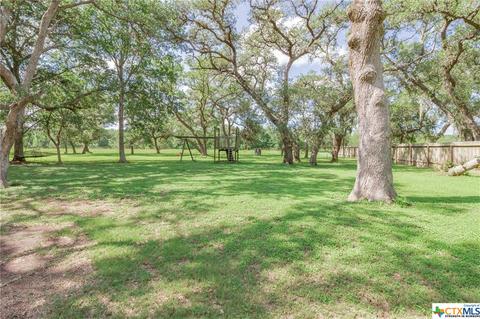 75 Post Oak Xing, Inez, TX 77968 photo 26