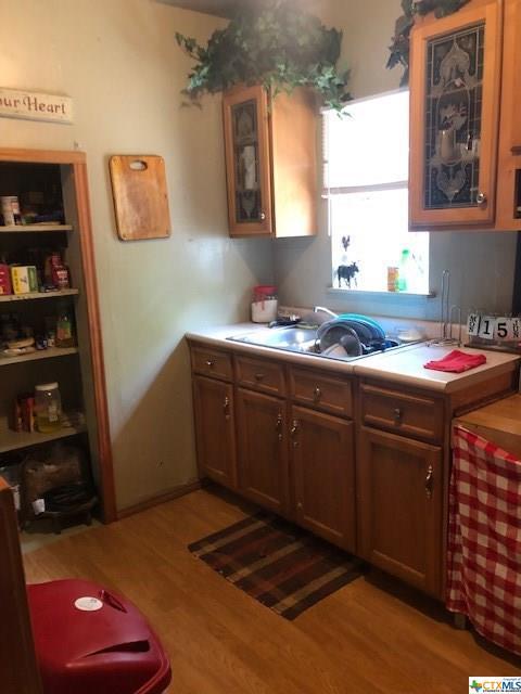 915 S Laurel Ave, Luling, TX 78648 photo 11