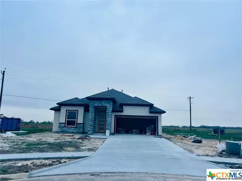 334 Cardinal Dr, Port Lavaca, TX 77979