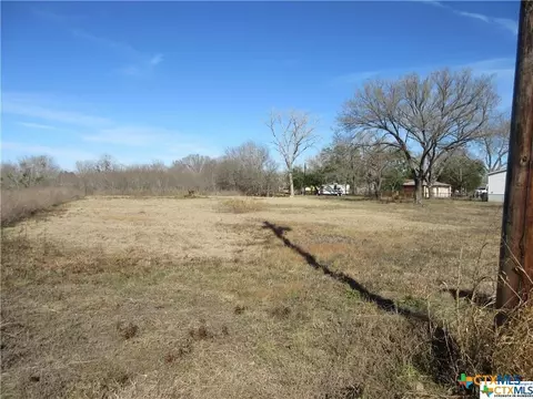 000 Austin Rd, Luling, TX 78648 photo 4
