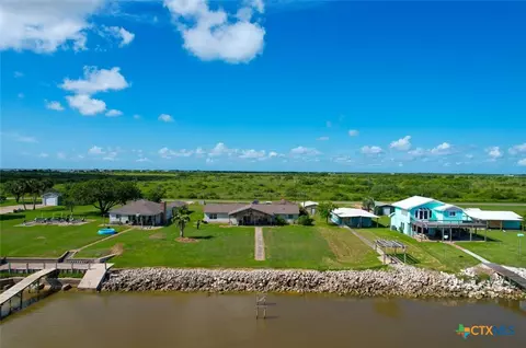 927 N Cr 307 Rd, Port Lavaca, TX 77979
