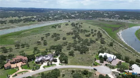 757 Pacific Pl, Spring Branch, TX 78070