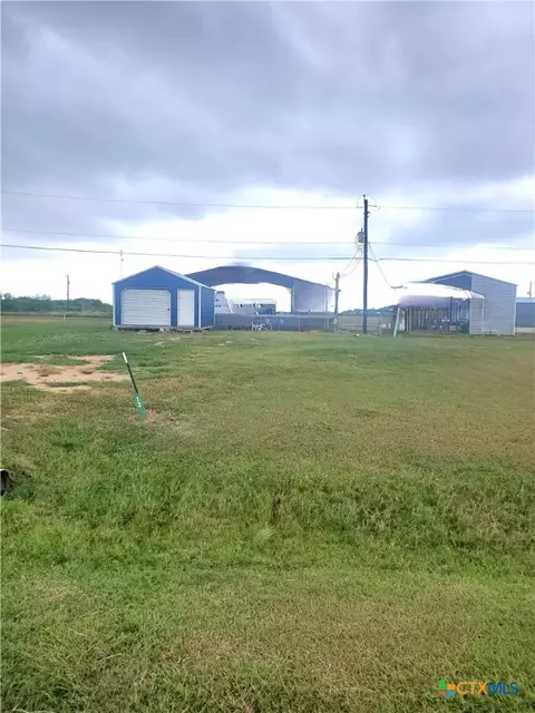 12-14 Sandhill Ln, Seadrift, TX 77983