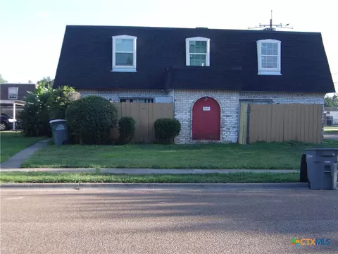 1801 Lawndale Ave, Victoria, TX 77901