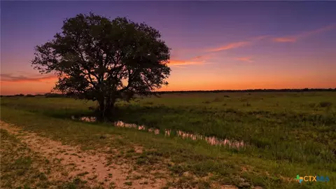 tbd Fm 530, Hallettsville, TX 77964