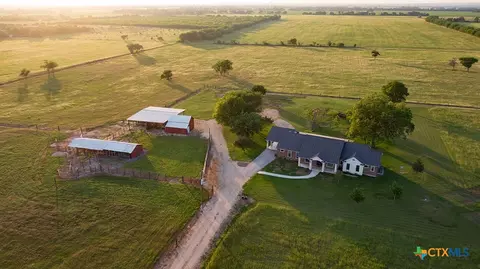 2420 Bolton Rd, Marion, TX 78124