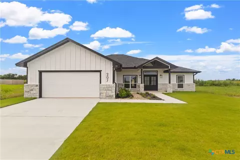 207 Creek Plum Ln, Temple, TX 76502