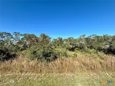 185 Walter Heldenfels Cir, Rockport, TX 78382