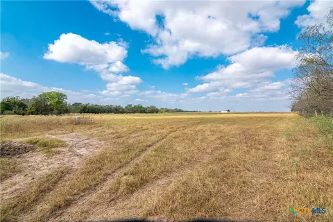 tbd Us-90-alt, Seguin, TX 78155