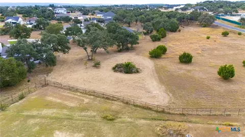 141 N Lon Price, Blanco, TX 78606