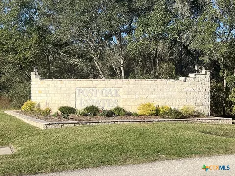 91 Post Oak Br, Inez, TX 77968