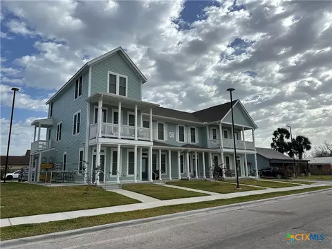 401 S Commerce St, Port Lavaca, TX 77979